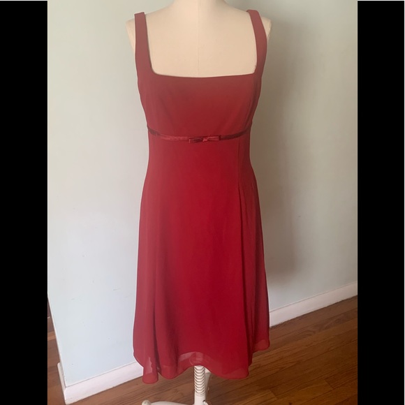 Ruby red dress - Picture 2 of 4